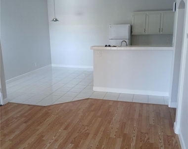 2201 Ramsgate Drive - Photo Thumbnail 17