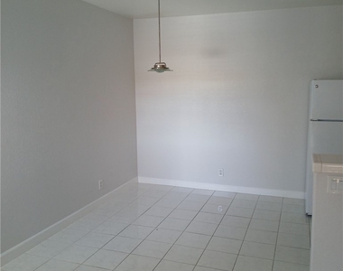 2201 Ramsgate Drive - Photo Thumbnail 3