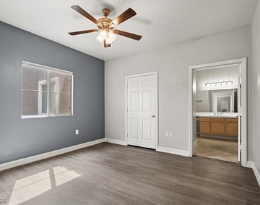 5250 S Rainbow Boulevard - Photo Thumbnail 9