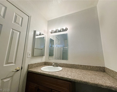 4744 Sand Creek Avenue - Photo Thumbnail 10