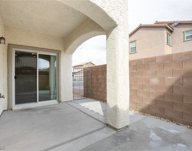 4184 Swept Plains Street - Photo Thumbnail 26