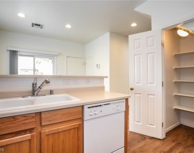 4184 Swept Plains Street - Photo Thumbnail 9