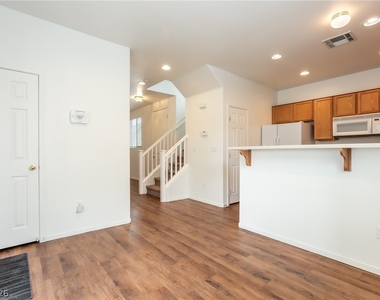 4184 Swept Plains Street - Photo Thumbnail 5