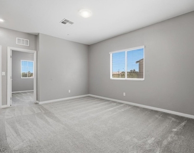 6510 Silver Estates Street - Photo Thumbnail 11