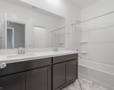 6510 Silver Estates Street - Photo Thumbnail 20
