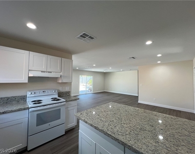 3608 W Bonanza Road - Photo Thumbnail 5