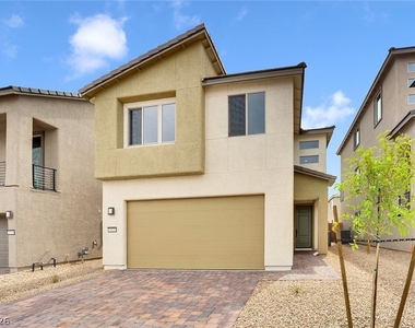 5925 Obsidian Sky Avenue - Photo Thumbnail 4