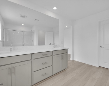 5925 Obsidian Sky Avenue - Photo Thumbnail 25