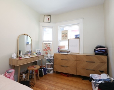 294 Laburnam Crescent - Photo Thumbnail 19