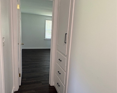 896 Hillside Drive - Photo Thumbnail 19