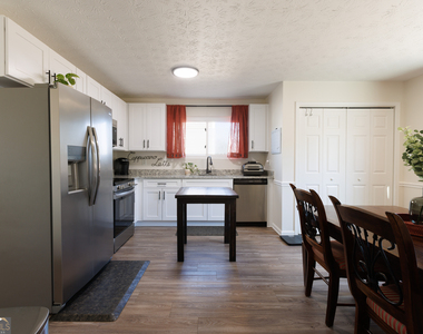 45 Chandler Field Drive - Photo Thumbnail 8