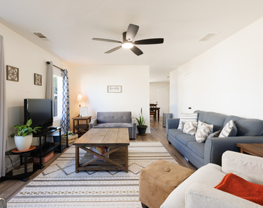 45 Chandler Field Drive - Photo Thumbnail 3