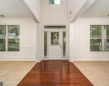210 Harmony Lake Drive - Photo Thumbnail 3