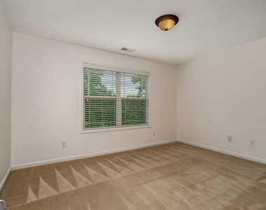 210 Harmony Lake Drive - Photo Thumbnail 20