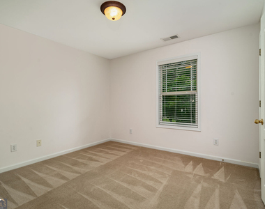 210 Harmony Lake Drive - Photo Thumbnail 19