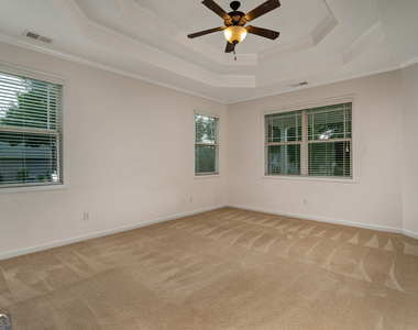 210 Harmony Lake Drive - Photo Thumbnail 10