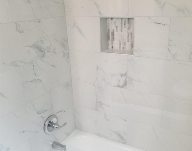 2467 Calvin Avenue - Photo Thumbnail 16