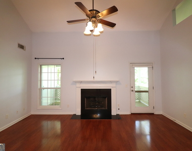 3900 Riverlook Parkway Se - Photo Thumbnail 3