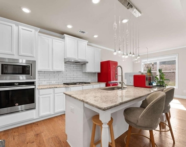 3206 Ivy Birch Way - Photo Thumbnail 14