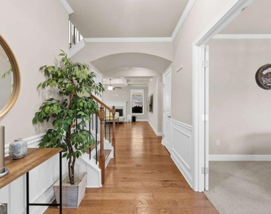 3206 Ivy Birch Way - Photo Thumbnail 4