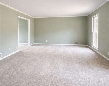 4093 Hideaway Drive - Photo Thumbnail 6