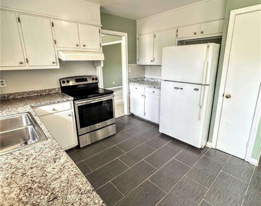 4093 Hideaway Drive - Photo Thumbnail 24