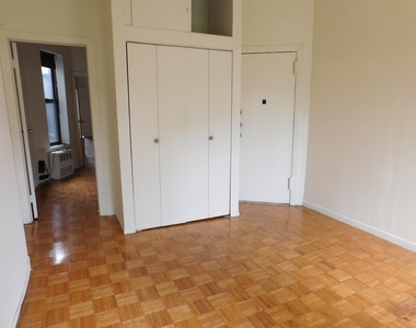 323A East 89th - Photo Thumbnail 4