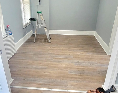 2402 Auburn Terrace - Photo Thumbnail 1