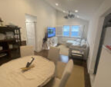 1808 B Street - Photo Thumbnail 6