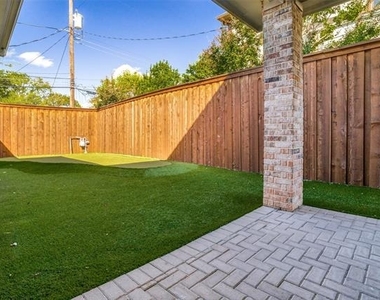 6517 Del Norte Lane - Photo Thumbnail 22
