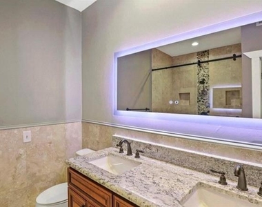 5100 Verde Valley Lane - Photo Thumbnail 3