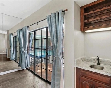 5100 Verde Valley Lane - Photo Thumbnail 8