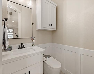 8254 Laflin Lane - Photo Thumbnail 17