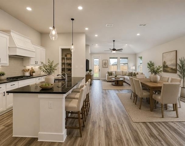 1829 Arbor Drive - Photo Thumbnail 3