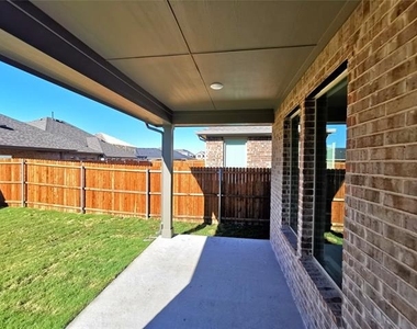 1829 Arbor Drive - Photo Thumbnail 21