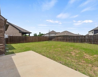1410 Crossford Trail - Photo Thumbnail 26