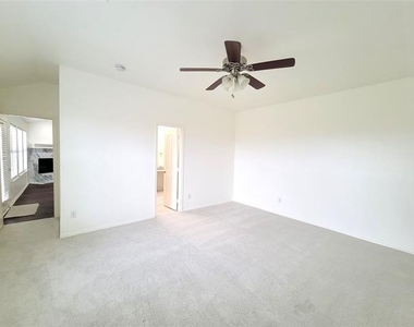 2004 Helmoken Falls Drive - Photo Thumbnail 6