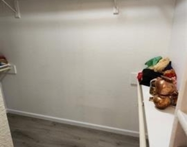 520 Kirkland Drive - Photo Thumbnail 8