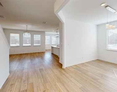 7908 Lindheimer Lane - Photo Thumbnail 16