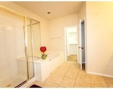 11397 Fountainbridge Drive - Photo Thumbnail 10