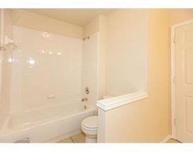 11397 Fountainbridge Drive - Photo Thumbnail 15