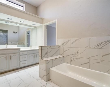 3301 Darion Lane - Photo Thumbnail 19