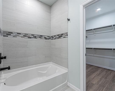 4128 Mart Street - Photo Thumbnail 16
