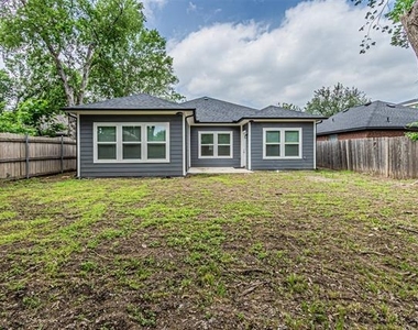 4128 Mart Street - Photo Thumbnail 20