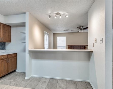 2617 Isbella Drive - Photo Thumbnail 15