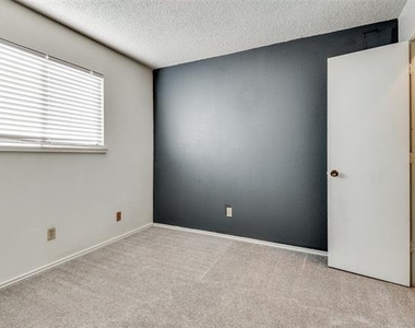 2617 Isbella Drive - Photo Thumbnail 21