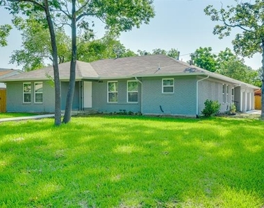 3402 Lawnview Avenue - Photo Thumbnail 1