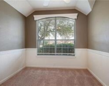 4249 Pinewood Drive - Photo Thumbnail 3