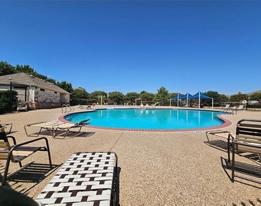 5760 Fountain Flat Drive - Photo Thumbnail 34