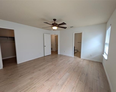 5760 Fountain Flat Drive - Photo Thumbnail 19